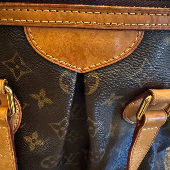 Louis Vuitton Monogram Palermo MM - Picture 3 of 11